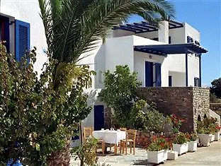 Holidays In & 3*